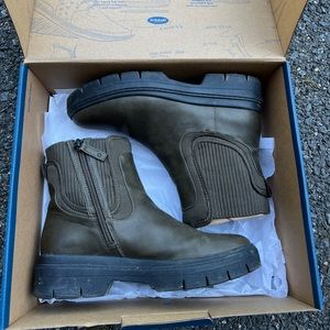 Dr. Scholl's Craze Chelsea ankle boots Women's Boots w/ box size 7.5 olive
